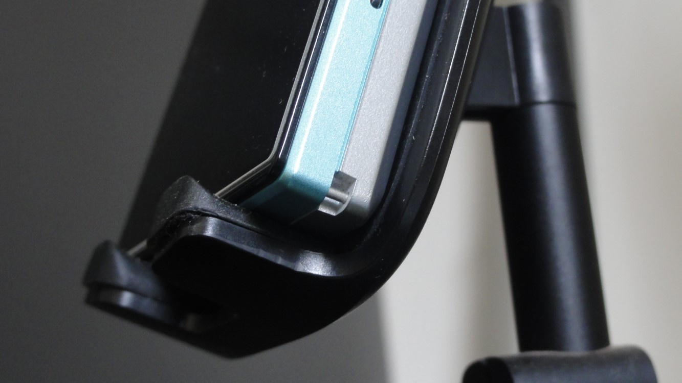 Photo of the lanyard attachment pin on the FiiO JM21 DAP.