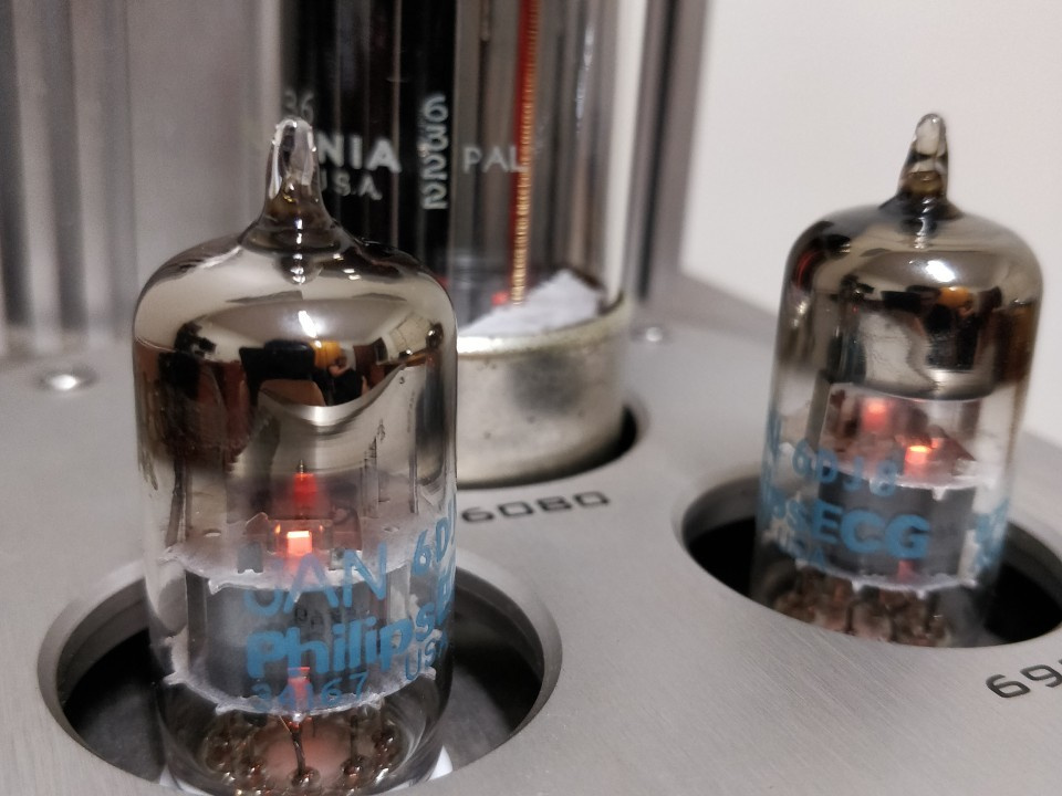 Philips 6DJ8 tubes.