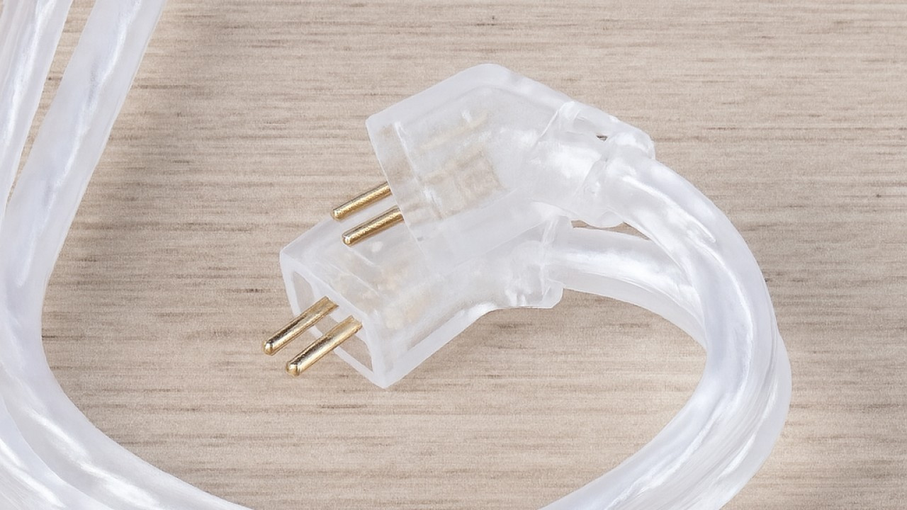 TFZ-style QDC 2-pin male connector for in-ear (IEM) earphone cables.