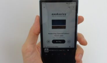 Thumbnail - Apple Music dark mode showing white background? Fix it