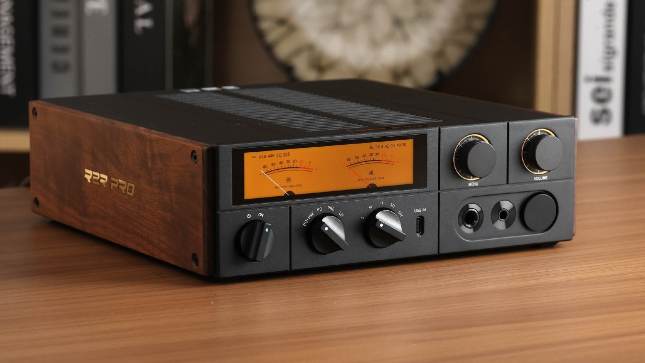 Image - FiiO K17 R2R announced with custom R2R DAC and wood panels