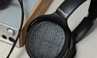 News - JadeAudio JT9 Launches: Planar Headphones for $164