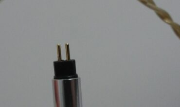 Artigo - Como consertar encaixe frouxo de cabo 2-pin para fones in-ear (IEMs)