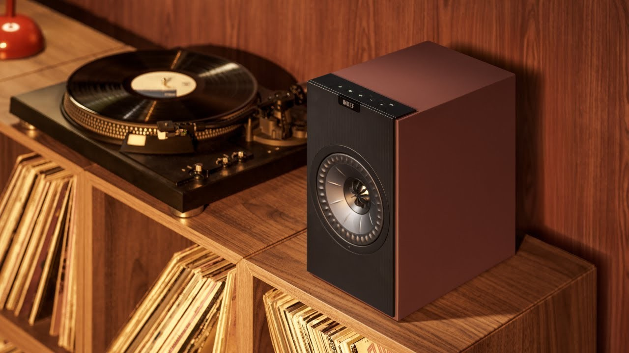 Notícia - KEF Coda W: caixas de som ativas com pré de phono integrado