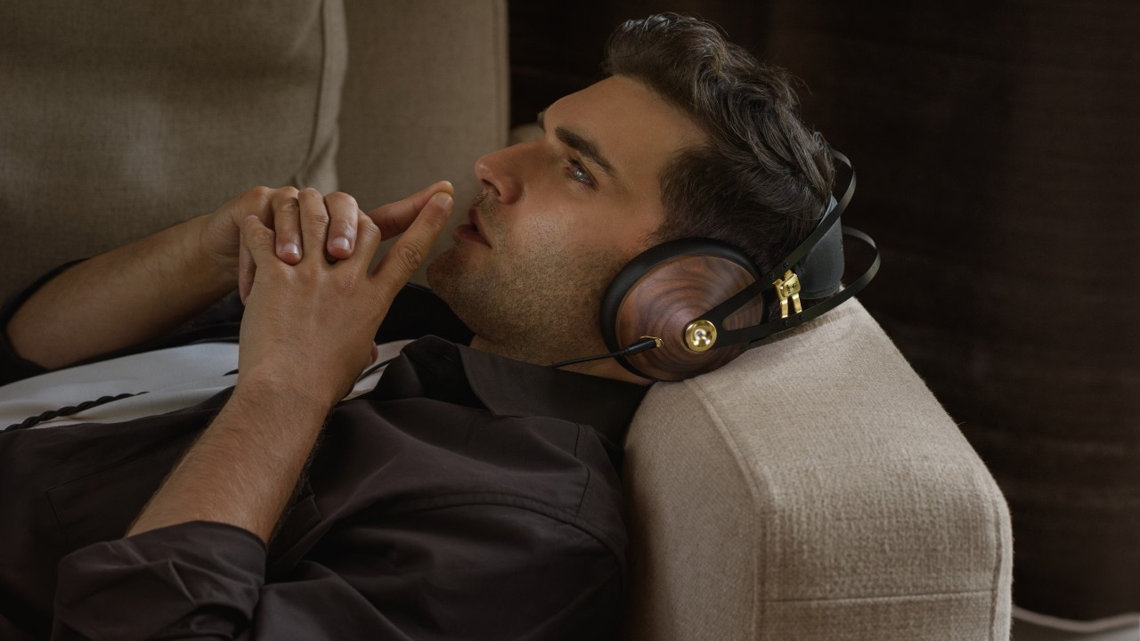 Notícia - O 1º headphone da Meze ganha sua segunda geração após 10 anos
