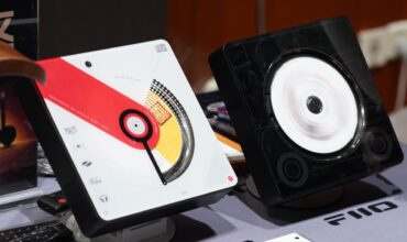 Notícia - FiiO SnowSky Beatbox: CD Player com rádio FM é anunciado