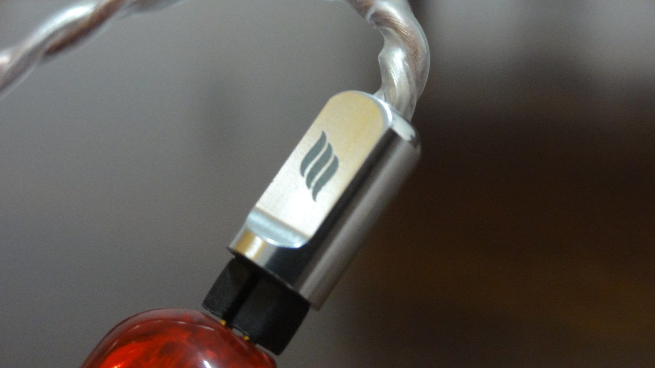 Artigo - Por que cabos 2-pin não servem em qualquer in-ear (IEM)?