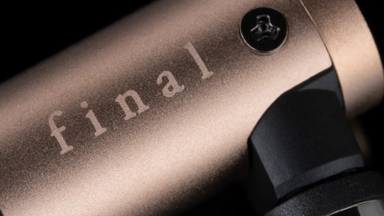 Corpo de cobre cromado do Final Audio S6000.