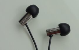 Review - Final Audio E3000: review do in-ear de aço inox da marca japonesa