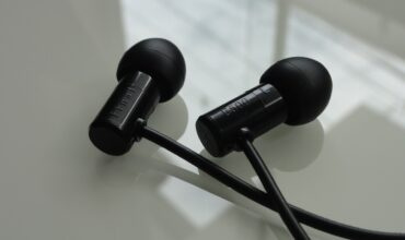 Notícia - Final Audio E500: review do fone in-ear mais barato da marca japonesa
